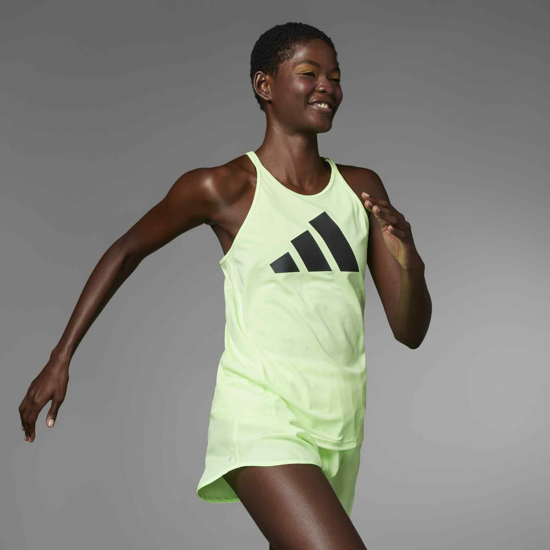 camiseta adidas tirante run it tank woman IL7226