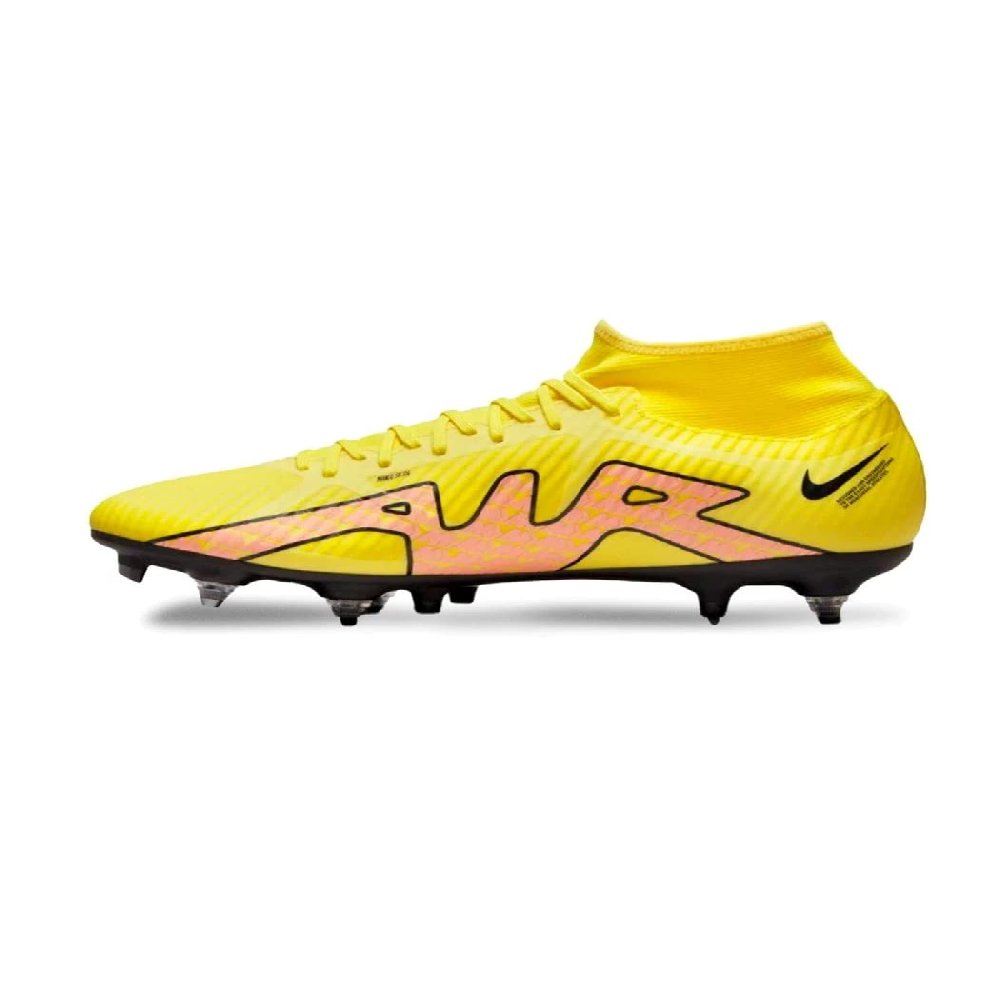 botas aridas nike
